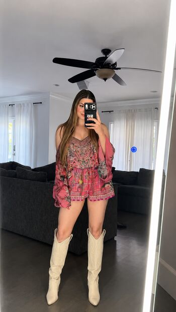 Leaked Ariel winter private photo viral onlyfans