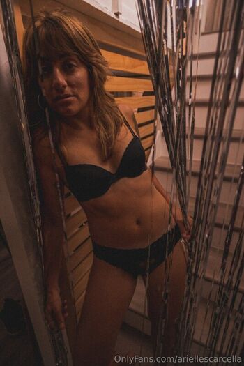 Arielle Scarcella