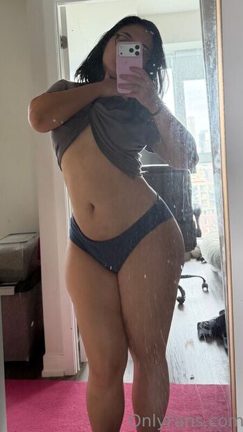 Leaked Aroomi kim private photo viral onlyfans