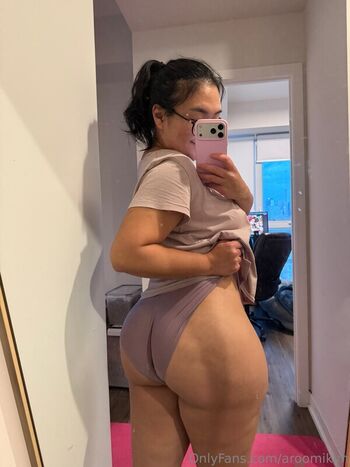Leaked Aroomi kim private photo viral onlyfans