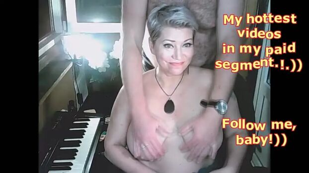 ArtsyScarlett