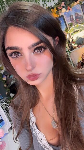 Leaked Aruuu private photo viral onlyfans