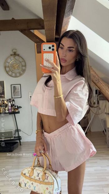 Asena Neuhoff