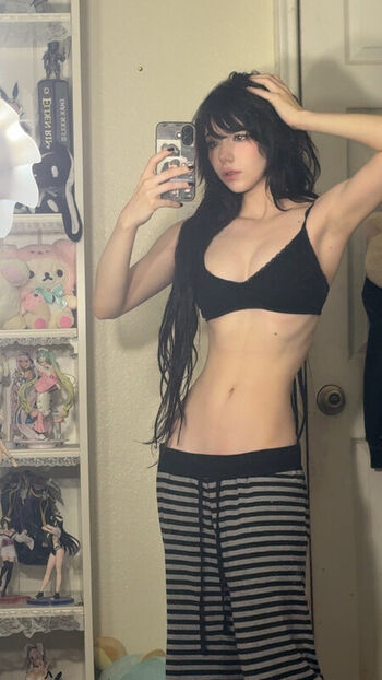 Leaked Ashisbees page private photo viral onlyfans