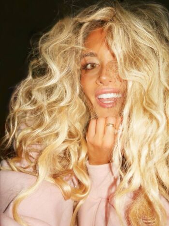 Ashley Algeri