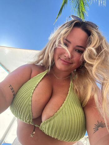 Leaked Ashleygraham private photo viral onlyfans