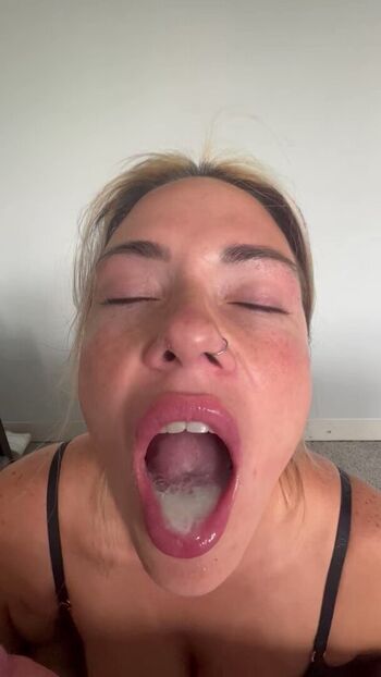 Leaked Ashleysoftiktok private photo viral onlyfans