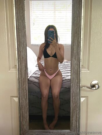 Ashlyewavve