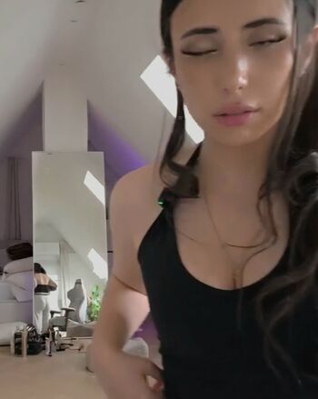 Leaked Asleyia private photo viral onlyfans