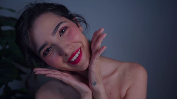 Leaked Asmr glow private photo viral onlyfans