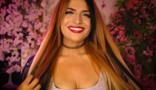 ASMR Shanny