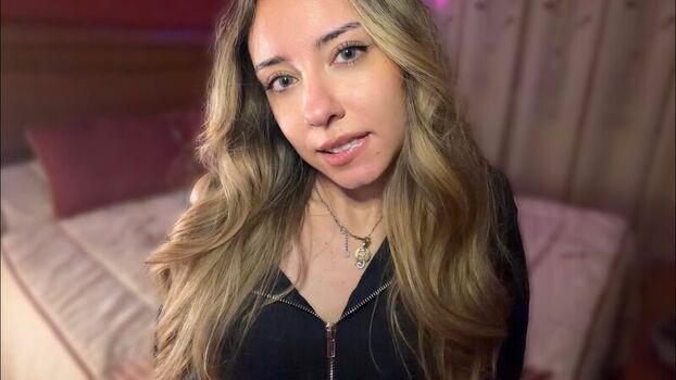 Leaked Asmrythm private photo viral onlyfans