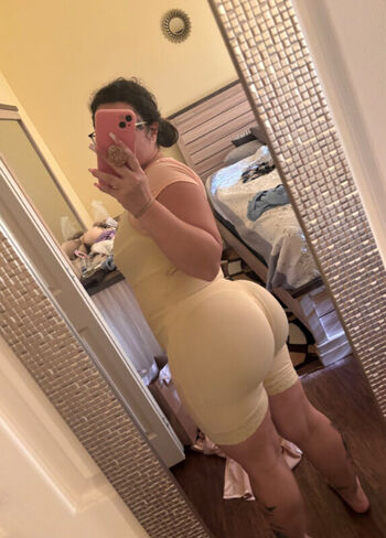 Leaked Asseatingqueen private photo viral onlyfans