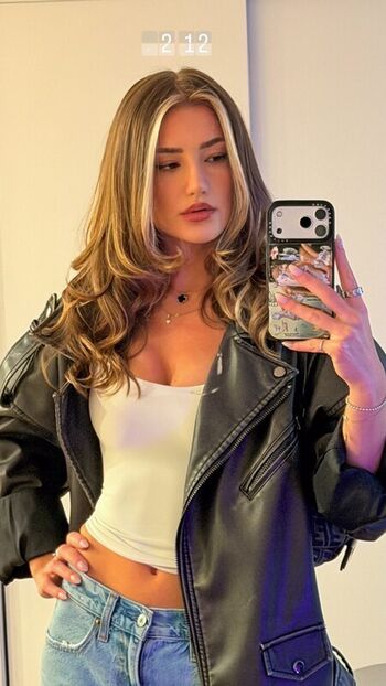 Leaked Astabush  page private photo viral onlyfans