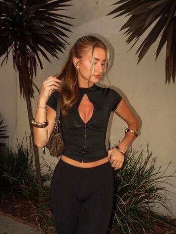 Leaked Astabush private photo viral onlyfans