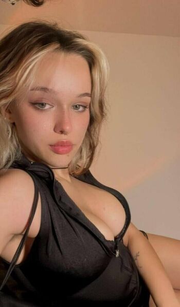 Leaked Astoriacf private photo viral onlyfans