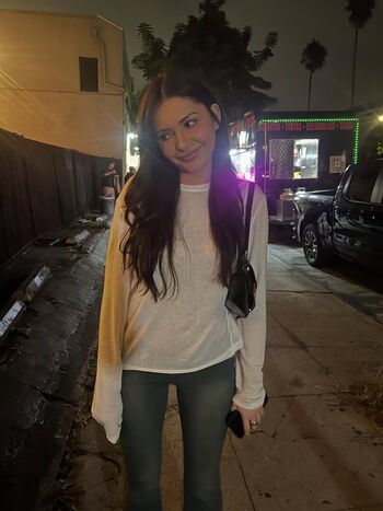 Atiana De La Hoya