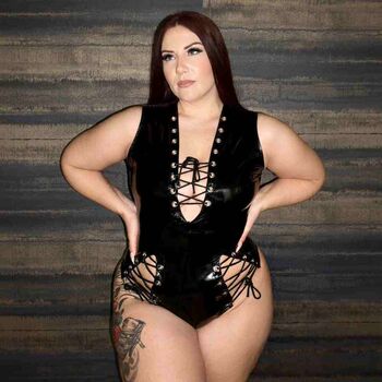 Aubrey Red Ruby Red