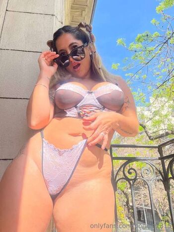 Leaked Aubry hales private photo viral onlyfans