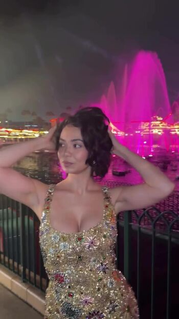 Leaked Auli  i cravalho private photo viral onlyfans