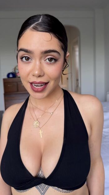 Leaked Aulii cravalho private photo viral onlyfans