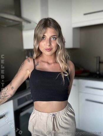 Leaked Ava abricot private photo viral onlyfans
