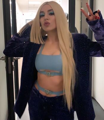 Leaked Ava max  page private photo viral onlyfans
