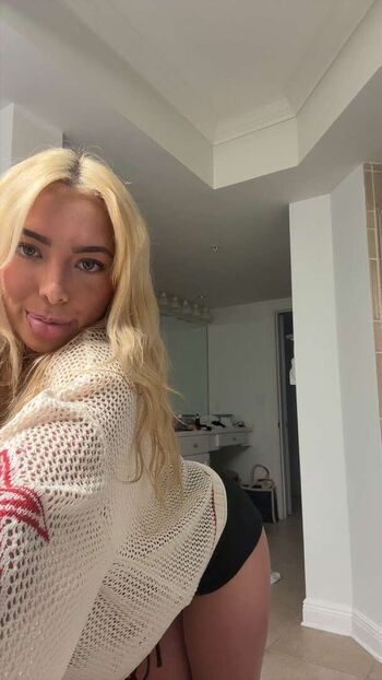 Leaked Ava nucci page private photo viral onlyfans