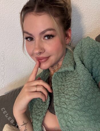 Leaked Avaa lynn private photo viral onlyfans