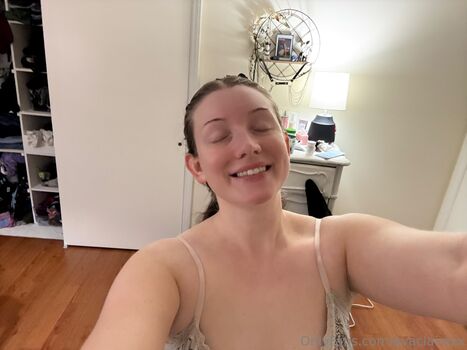 Leaked Avaclairexx private photo viral onlyfans