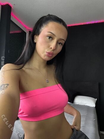 Leaked Avakisses private photo viral onlyfans