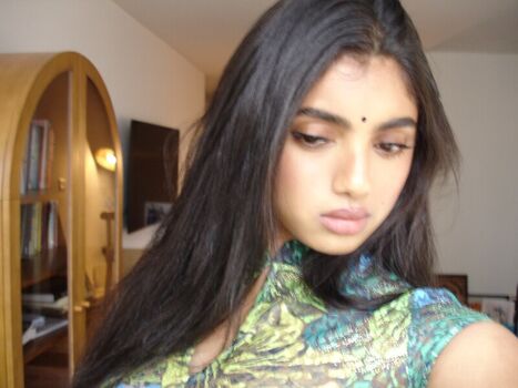 Leaked Avantika page private photo viral onlyfans