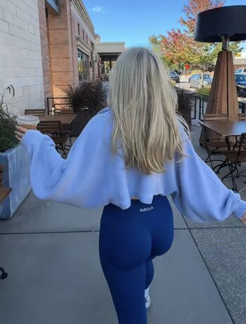 Leaked Avery arthur private photo viral onlyfans