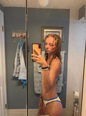 Leaked Avery shipp page private photo viral onlyfans