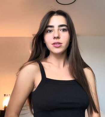 Leaked Avia butler page private photo viral onlyfans