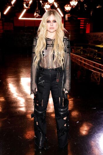 Leaked Avril lavigne private photo viral onlyfans