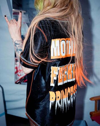 Leaked Avril lavigne private photo viral onlyfans