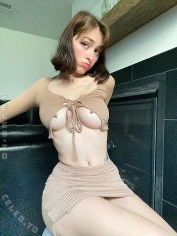 Leaked Awholelottazozo private photo viral onlyfans