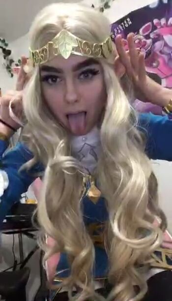 Leaked Awkspew roo page private photo viral onlyfans