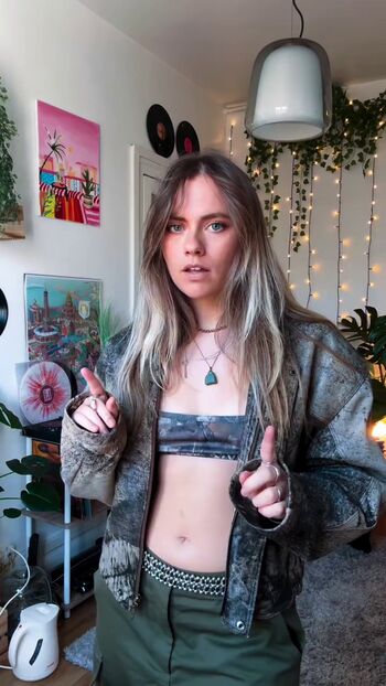 Leaked Axelle maga private photo viral onlyfans