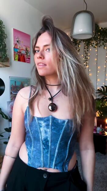 Leaked Axelle maga private photo viral onlyfans