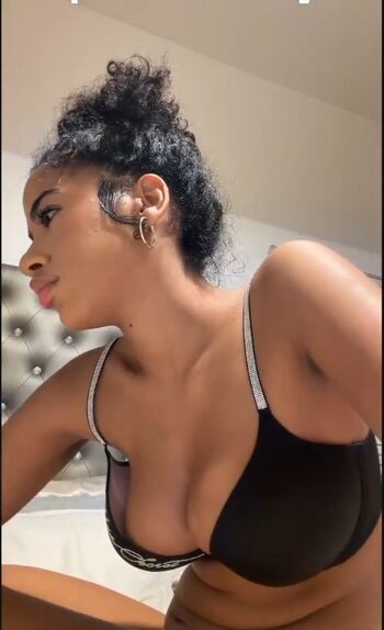 Aya Tanjali