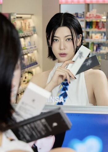 Ayaka Miyoshi