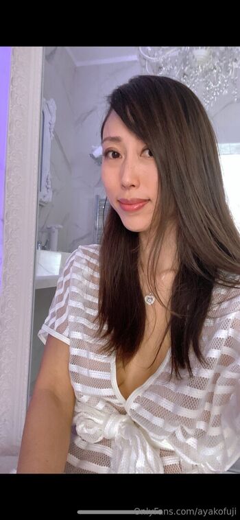 Ayako Fuji