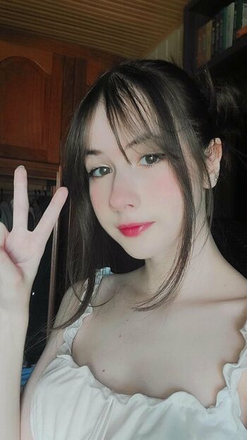 Leaked Bella golden/ private photo viral onlyfans
