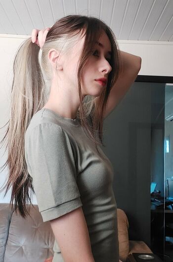 Leaked Beebee asmr/ private photo viral onlyfans