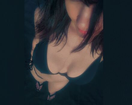 Leaked Roksana holodova / private photo viral onlyfans