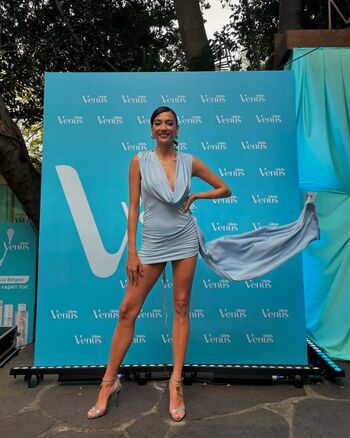 Aybüke Pusat