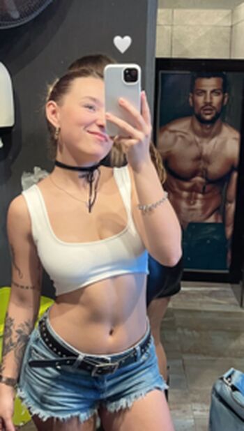 Leaked Aylenncoro private photo viral onlyfans