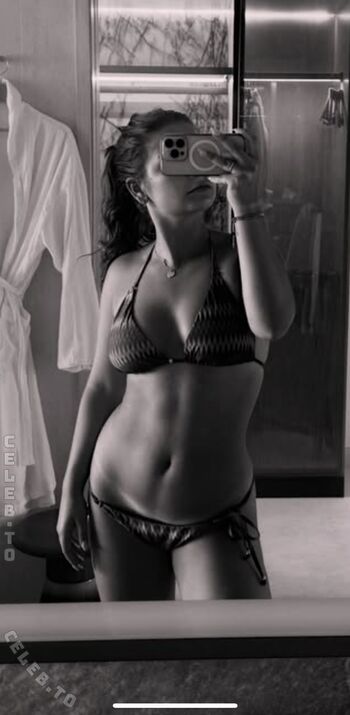 Leaked Aylinabr private photo viral onlyfans
